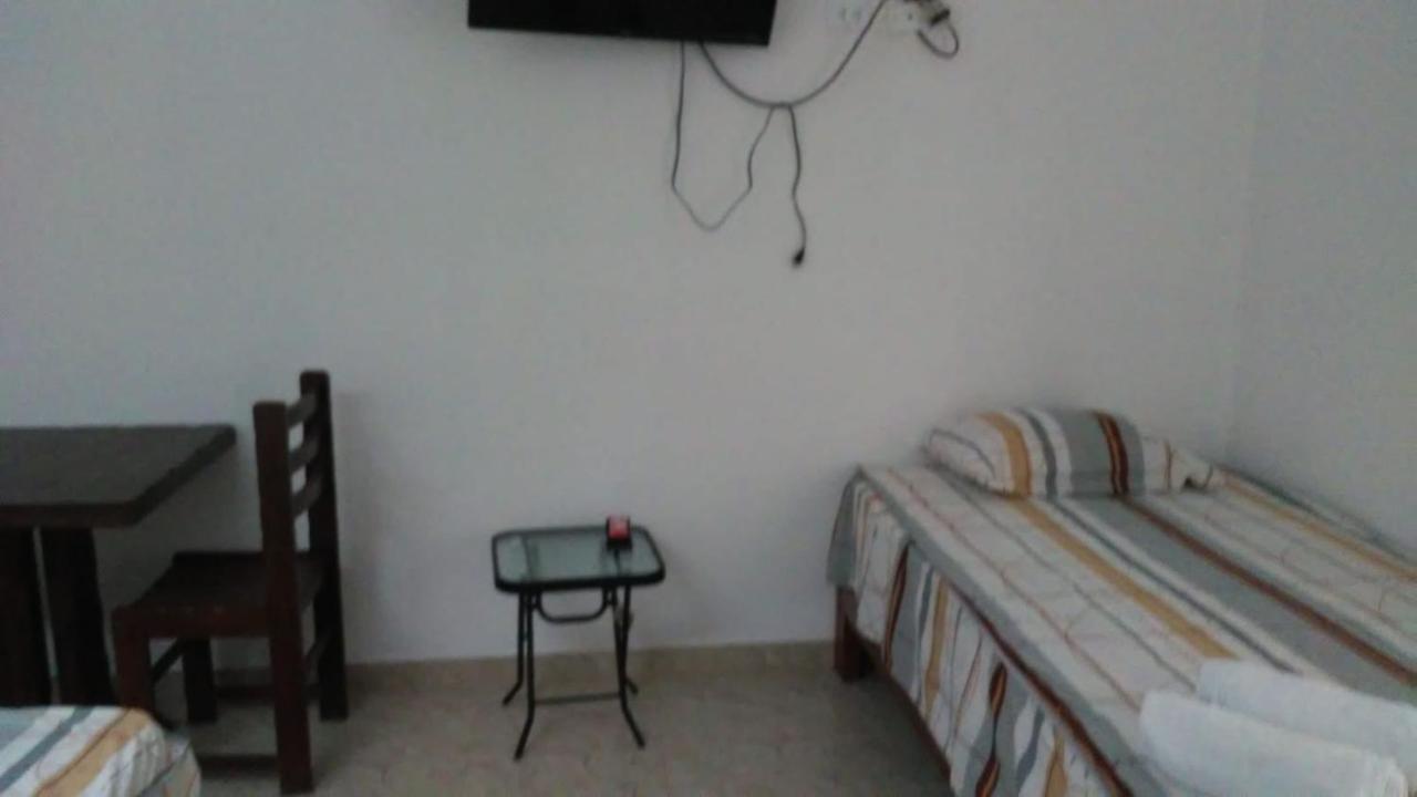 Olas Inn Асия Экстерьер фото